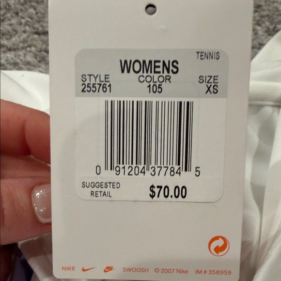 Nike Women's White and Purple Short Sleeve Top - Picture 2 of 7